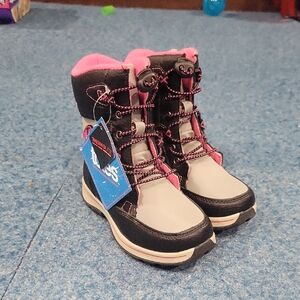 NWT Totes Snow Boots, Size 13